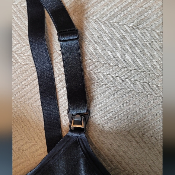 Ingrid & Isabel Basics Postpartum Nursing & Shaping Cami - Picture 7 of 12